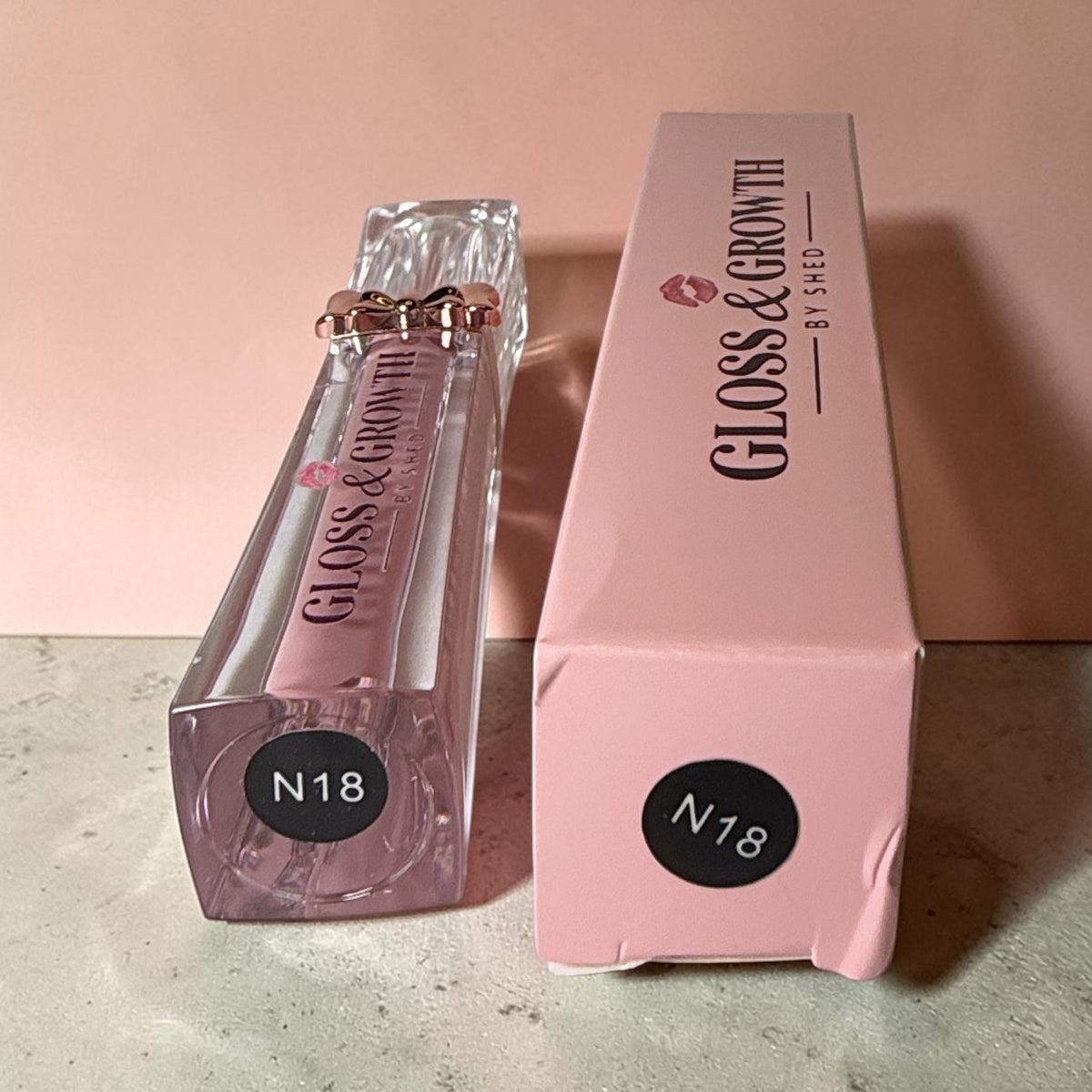 Lip Gloss / Gloss & Growth